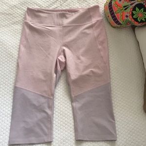 Outdoor voices 3/4 cropped legging